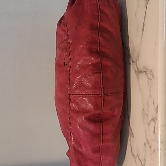 Lucky Brand XL Red Italian Leather Hobo Bohemian Shoulder Bag Purse Hippie - Picture 9 of 16